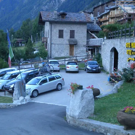 Hotel Ottoz Meuble