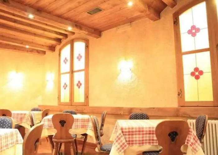 Ottoz Meuble 3* Κουρμαγιέρ