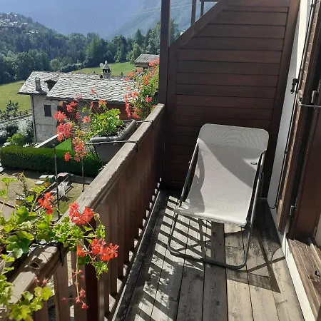 Ottoz Meuble Hotell Courmayeur