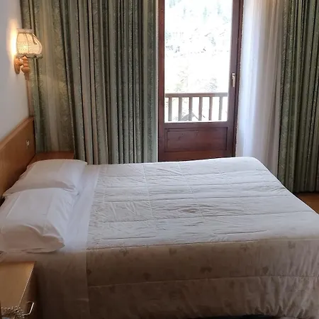 Ottoz Meublé Hotel 3*