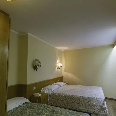 Ottoz Meuble Hotel Courmayeur