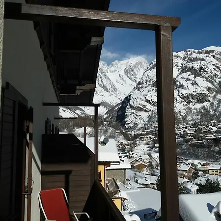 Ottoz Meublé Hotel 3*