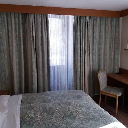 Hotel Ottoz Meuble 3*