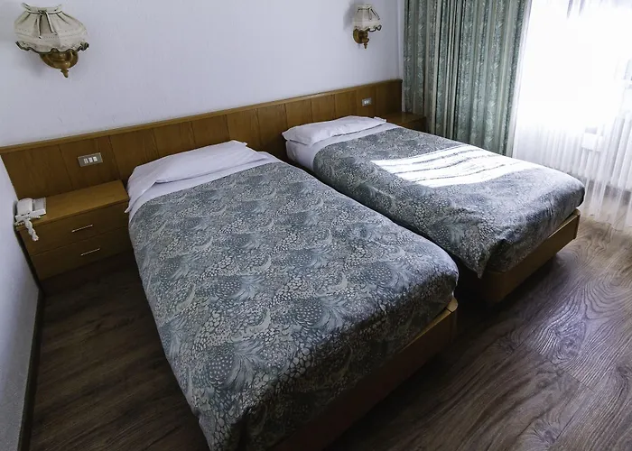 オテル オットス ムーブレ