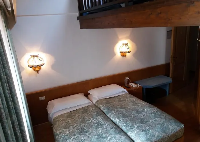 Hotel Ottoz Meuble 3*