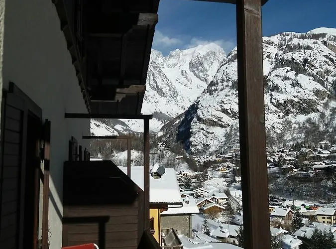 オテル オットス ムーブレ ホテル 3*