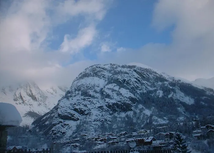 Hotel Ottoz Meuble Courmayeur